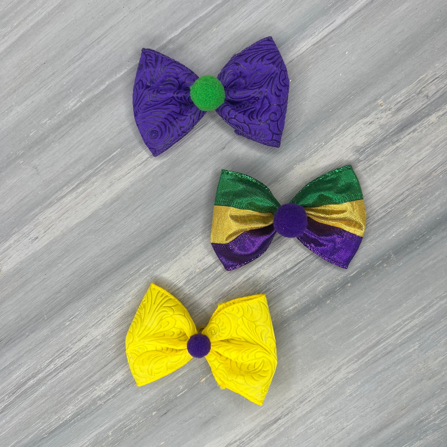 Mardi Gras - Over the Top - 8 Large Bows