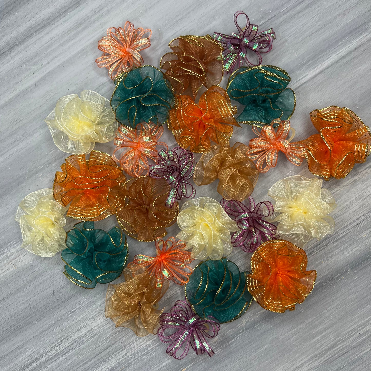 Fall - Pixie and Puff Collection - 24 Medium Bows