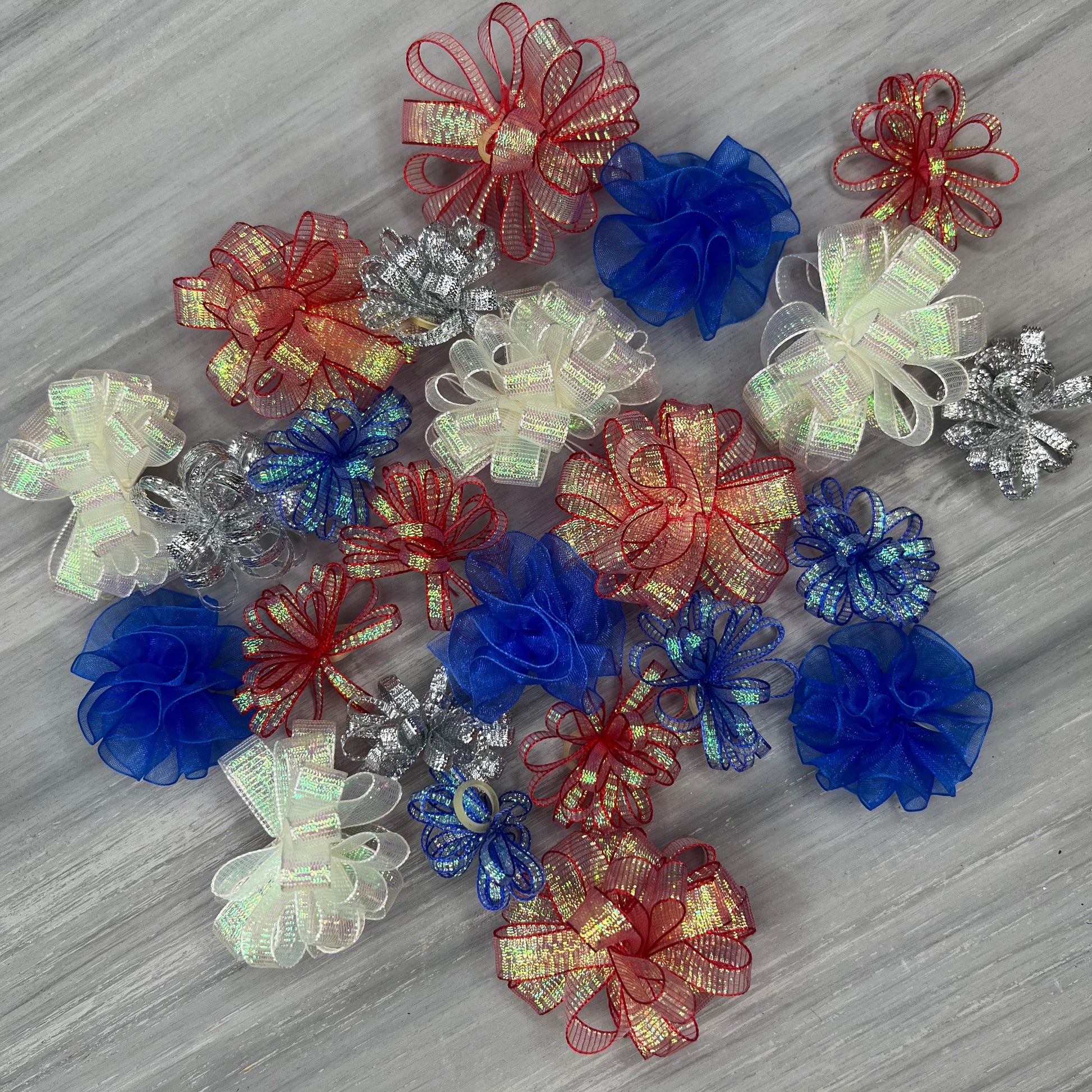 Patriotic - Pixie and Puff Collection - 24 Medium Bows – Bardel Bows